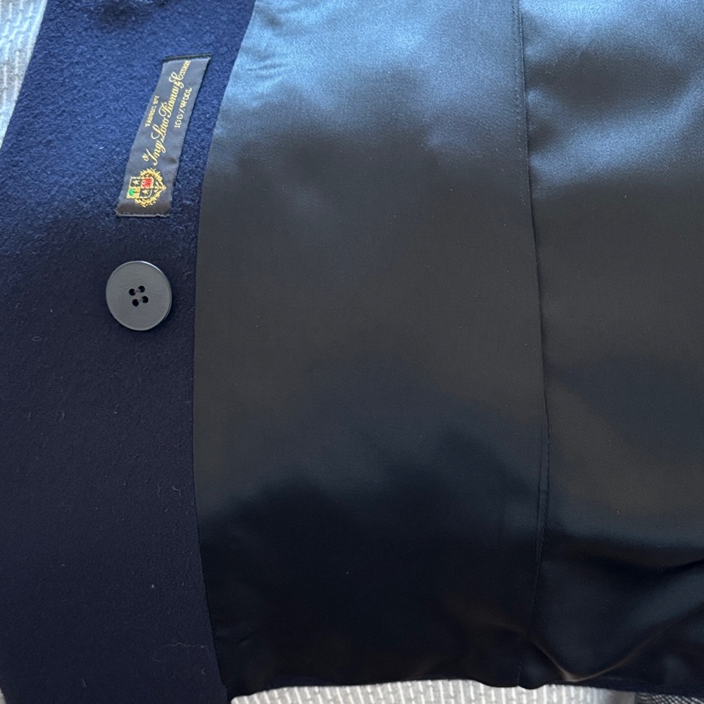 Elegant Navy Fleurette Wool Coat for Women - Picture 5 of 5